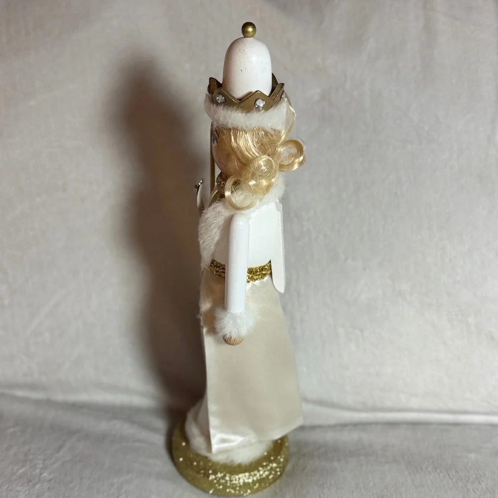 Wooden Christmas Nutcracker, 14